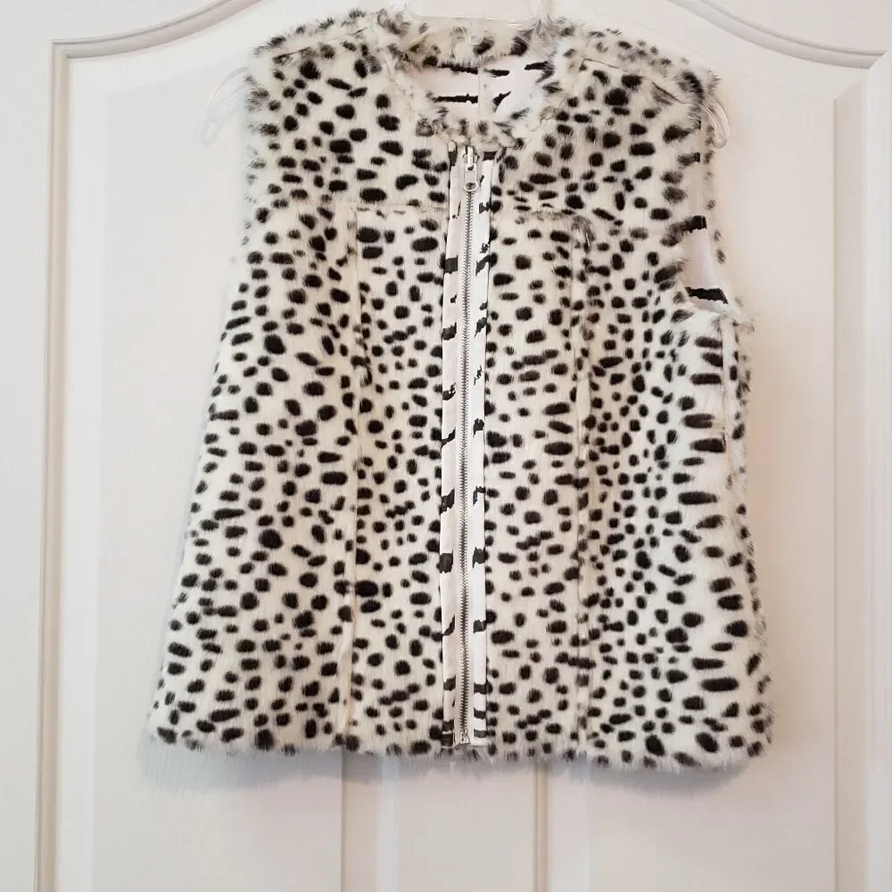 Vest   - Picture 4 of 5